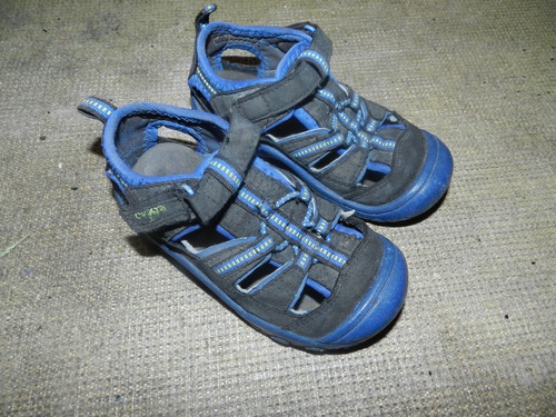 Sandalias Zapatillas Oshkosh T 24 8 Us 4-5 Años Importadas