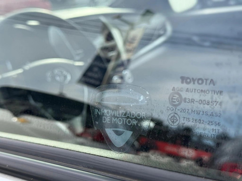 Toyota Yaris 1.5 SPORT GL E 4X2 HB MT 5P