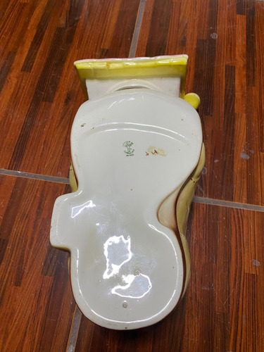 Galletero De Cerámica En Forma De Bota (Usado)
