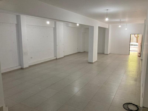 Local 125 M2 - Muñiz