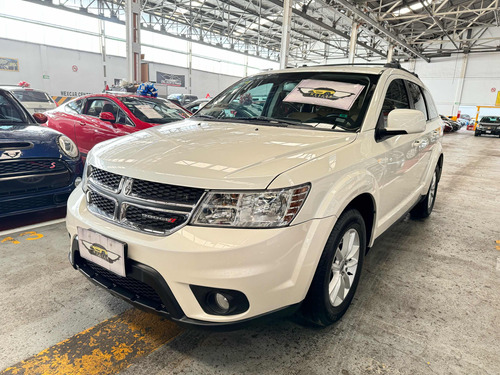 Dodge Journey 2.4 Sxt 7 Pasajeros Lujo At