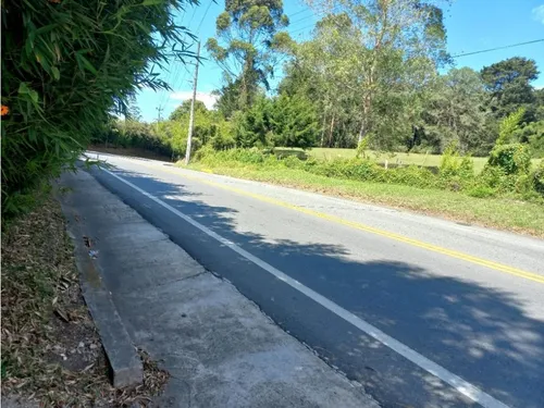 Lote Para Arriendo Via Don Diego Llanorande Perfecto Para Comercio