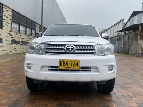 Toyota Fortuner 2.7l 4x4