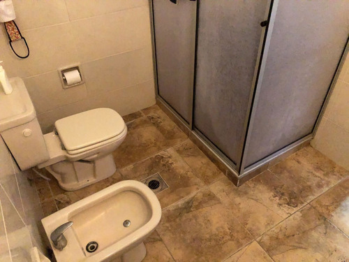 Apartamento En Venta Sobre Bulevar Artigas