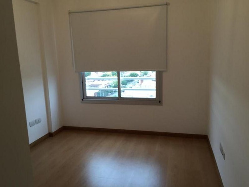 2 Ambientes | Hipolito Yrigoyen Al 400