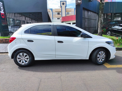 Imagem 4 de 8 de Chevrolet Onix 1.0 Mpfi Joy 8v Flex 4p Manual