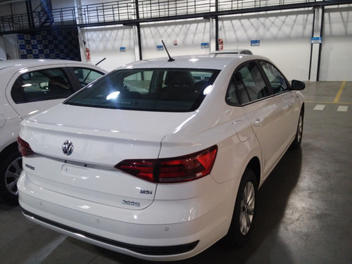 Volkswagen Virtus Trendline 1.6 Mt M.a A1