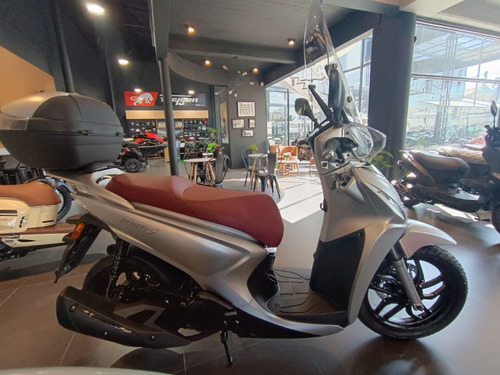 150 New People Scooter Kymco // Kawasaki Quilmes
