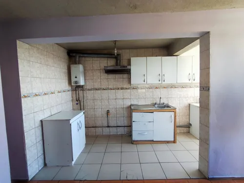 San Joaquín Vende, Dpto. De 2 Dormitorios, 1 Baño.-