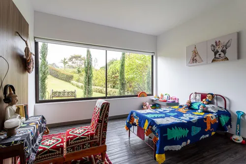 Casa En Venta En Carrizales. Cod V24082