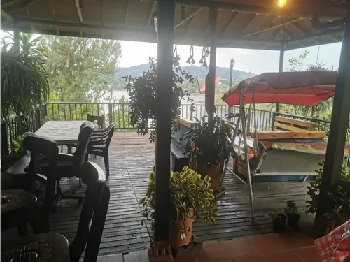 Venta De Finca En El Peñol