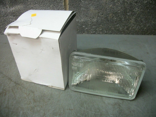 Ge Truck Headlamp H4666/h4668 Nib Bbx