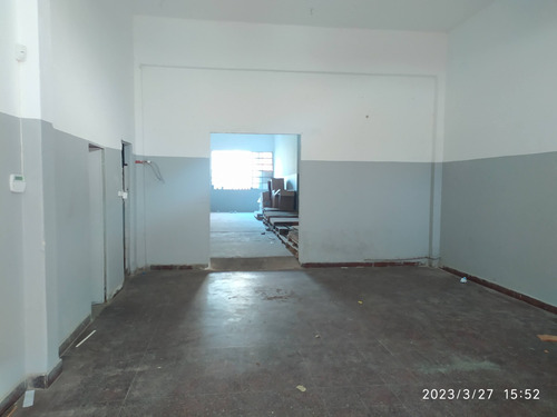 Venta De Departamento 3 Amb. Y Galpón / Local Comercial. (ambos Con Muy Buena Renta)