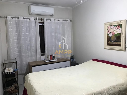 Imagem 4 de 7 de Casas - Residencial - 1582