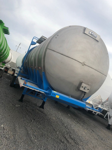 Imagen 5 de 9 de Tanque 31,000 Lts Acero Inoxidable 2 Ejes