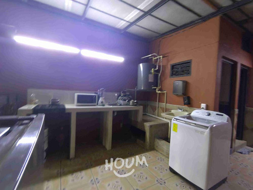 Casa En Guadalajara Centro, Guadalajara Con 5 Recámaras, 350 M², Id: 138533