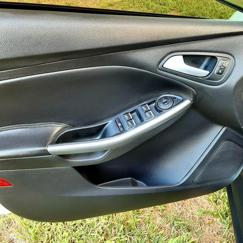Imagen 11 de 15 de Ford Focus 2016