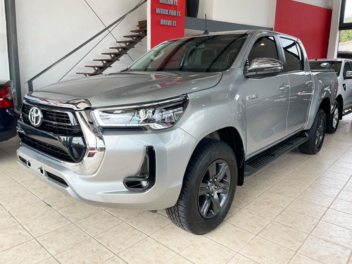 Imagen 15 de 15 de Toyota Hilux Srx 4x4 At 2022