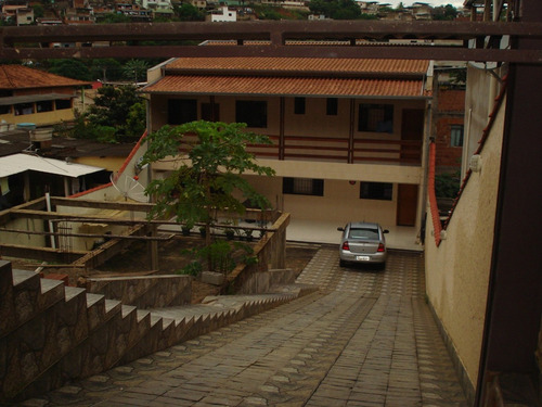 Imagem 1 de 14 de Casa De 02 Pavimentos Bairro Esperança -ipatinga