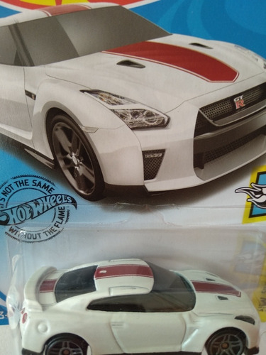 Carro Colección Hot Wheels 17 Nissan Gtr Versión Aniversario