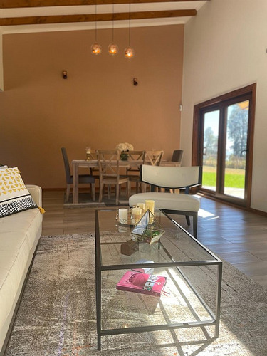 Parcela Con Moderna Casa Los Riscos Pucón