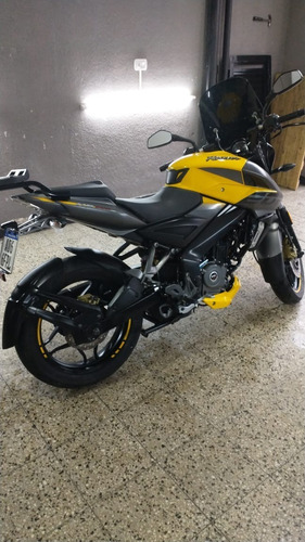 Bajaj Ns200 C/ Parabrisa + Baul + Pirelli Diablo Rosso