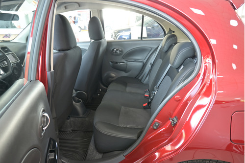 Nissan March 1.6 Exclusivo Mt