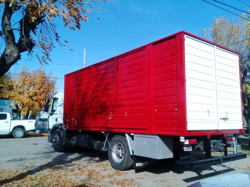 Imagen 3 de 11 de Carrocerías Todo Puertas. Carrocerías Paqueteras