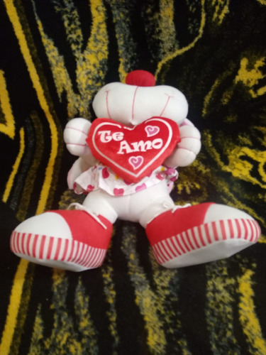 Peluche Coneja Orejona Temblorosa - Dice Un Par De Frases (Usado)