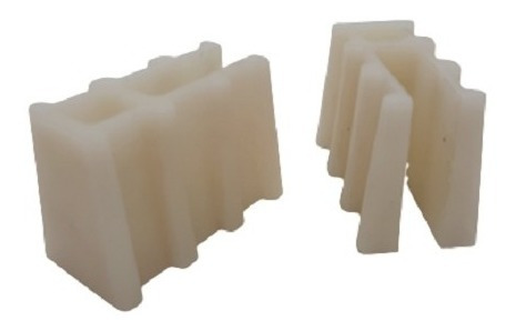 Imagen 6 de 8 de Soporte Plástico Para Chapa Trapezoidal X 100 Unidades