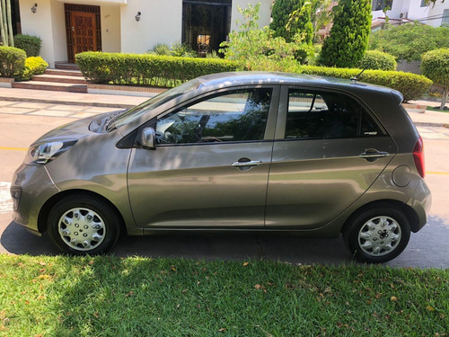 Kia Picanto Hatchaback 2015 Full.