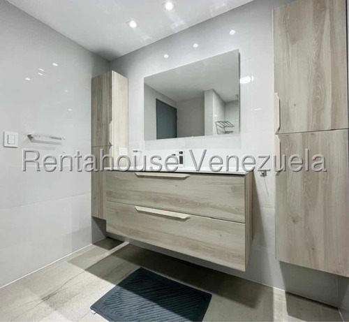 Apartamento En Venta. Urb. Campo Alegre. Cdo 25-14958