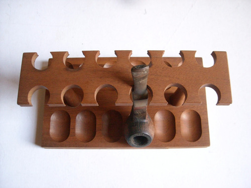 Imagen 2 de 3 de Base O Porta Pipas De Madera De Nogal