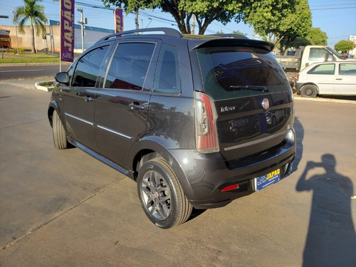 Imagem 2 de 6 de Fiat Idea Sporting