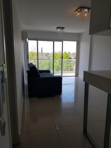 Imagen 4 de 17 de Departamento En Venta- Monoambiente - Zona Ituzaingo Centro - Edificio Con Amenities