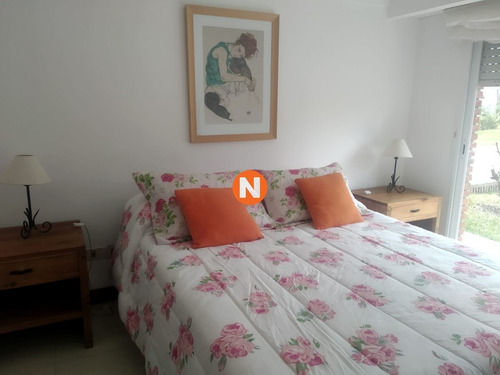 Apartamento En Venta Y Alquiler, , Punta Del Este, 2 Dormitorios.- Ref: 6764