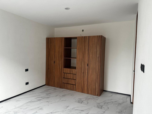 Excelente Casa En Venta En Fraccionamiento Villa Magna