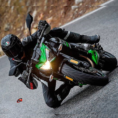 Llanta 110/70-17 Diablo Rosso 3 Pirelli Radial Fz Ns Duke