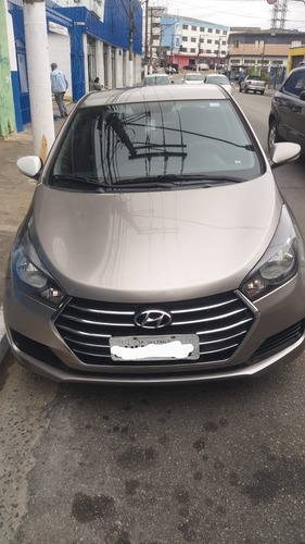 Imagem 1 de 10 de Hyundai Hb20s 2018 1.0 Comfort Plus Flex 4p