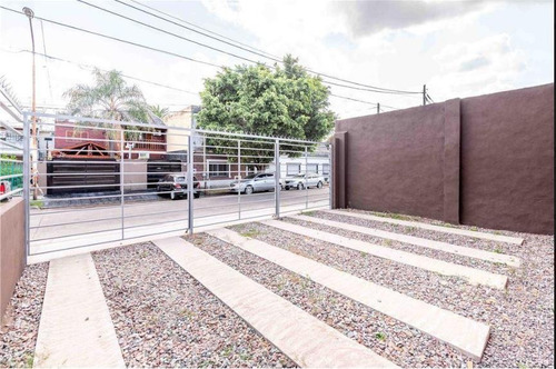 Venta Departamento 2 Ambientes En Moron Sur