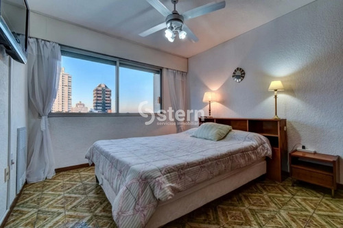 Imagen 7 de 15 de Venta Apartamento 1 Dormitorio Y Medio, Peninsula, Punta Del Este