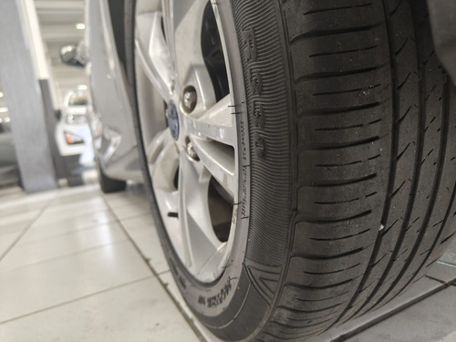 Ford Focus 1.6 S Flex Aut. 5p