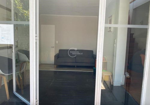Local Comercial En Arriendo En Vitacura