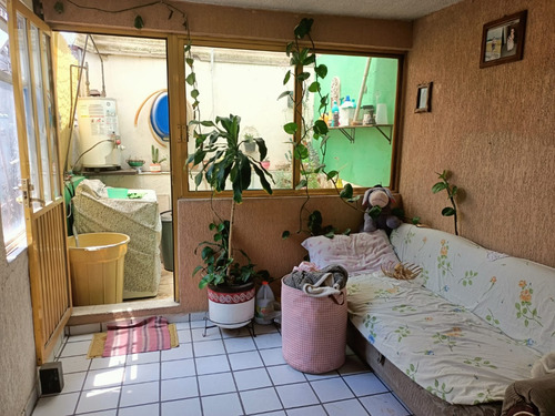 Casa En Venta En Los Reyes Ixtacala 3 Recámaras, Estudio, 1.5 Baños, Un Auto