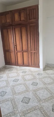 Propiedad 3 Apartamentos, 1 Local Comercial Y Garaje