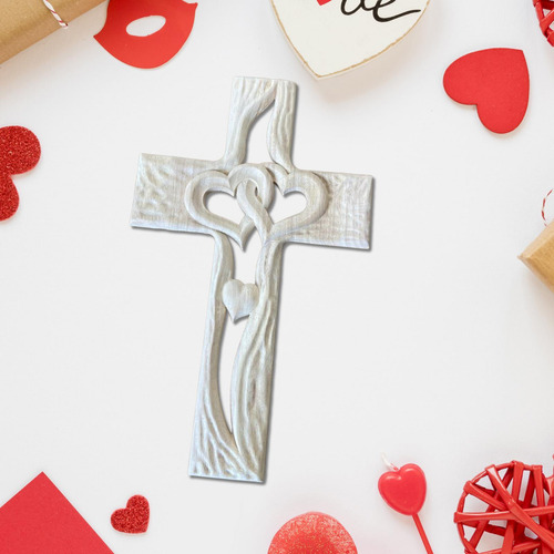 Crucifijo De Cruz De Madera Tallada Con Corazones Estándar