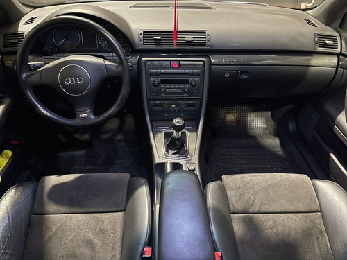 Imagen 11 de 19 de Audi S4 2005 V8