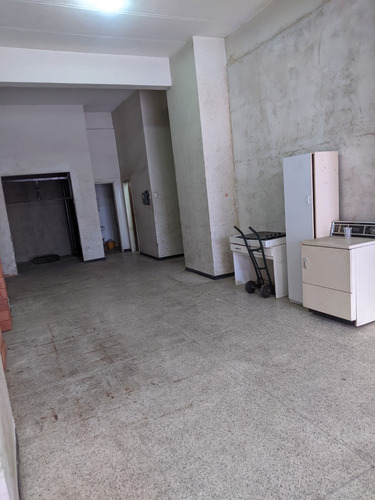 Imagen 9 de 17 de En Venta Productivo Local Horizonte Av. Romulo Gallegos 04123526021