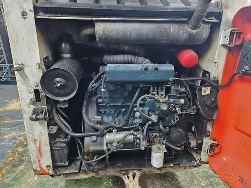 Minicargador Bobcat S185