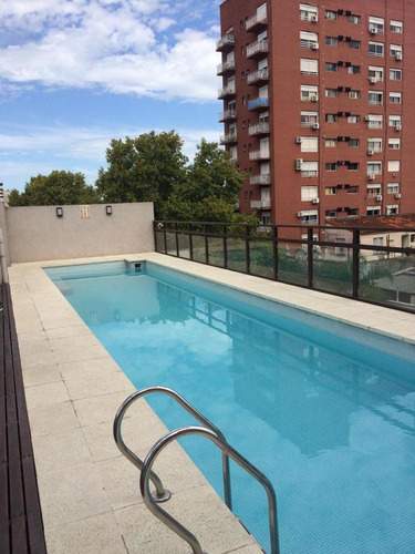 Imagen 10 de 13 de Departamento Excelente 2 Amb Con Cochera - Edificio Con Amenities - Barracas